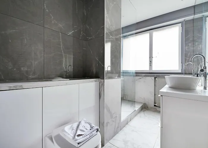 Super Flat Near Grands Boulevards - Mobility Lease Apartman *
